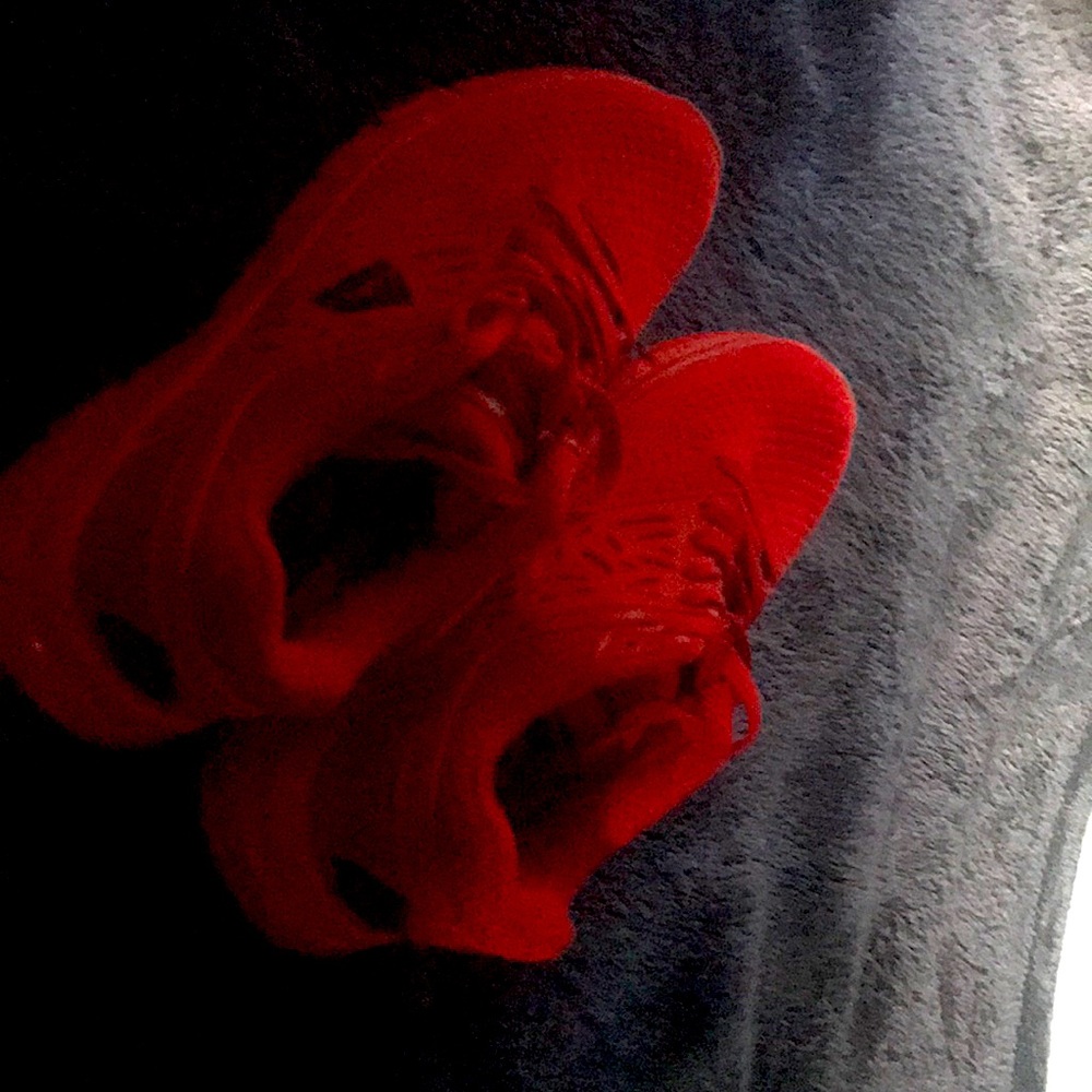 Rebx shoes/ size 7 brand new not warn